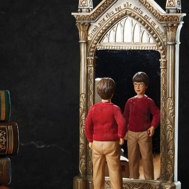 Figurine Harry Potter devant le miroir du Rised par Jim Shore