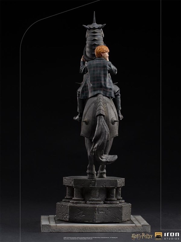 Statuette Deluxe Art Scale 1/10 Ron Weasley at the Wizard Chess