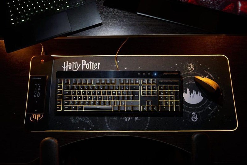 Tapis de souris lumineux avec chargeur mobile - Harry Potter