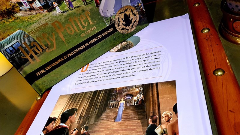 Harry Potter au Cinéma Vol. 12 - Fêtes, Gastronomie et Publications du Monde des Sorciers