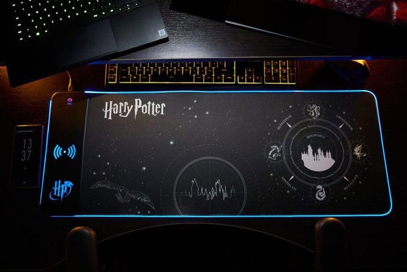 Tapis de souris lumineux avec chargeur mobile - Harry Potter