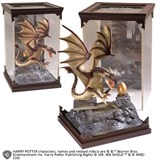 FIGUYMCDE0_3_figurine-dragon-magyar-a-pointes-harry-potter-creatures-magiques-noble-collection.jpg
