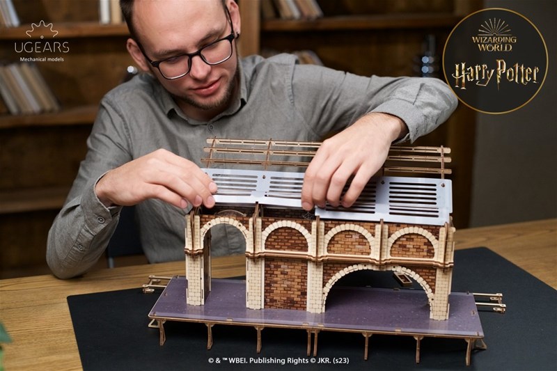 Kit assemblage bois Voie 9 3/4 - Harry Potter