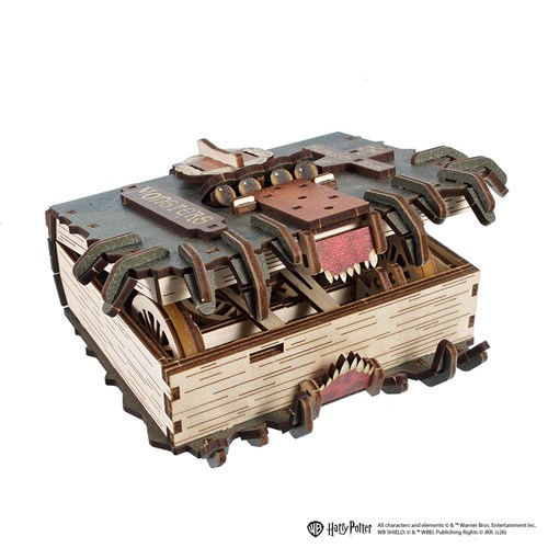 Le Monstrueux Livre des Monstres en bois - Harry Potter